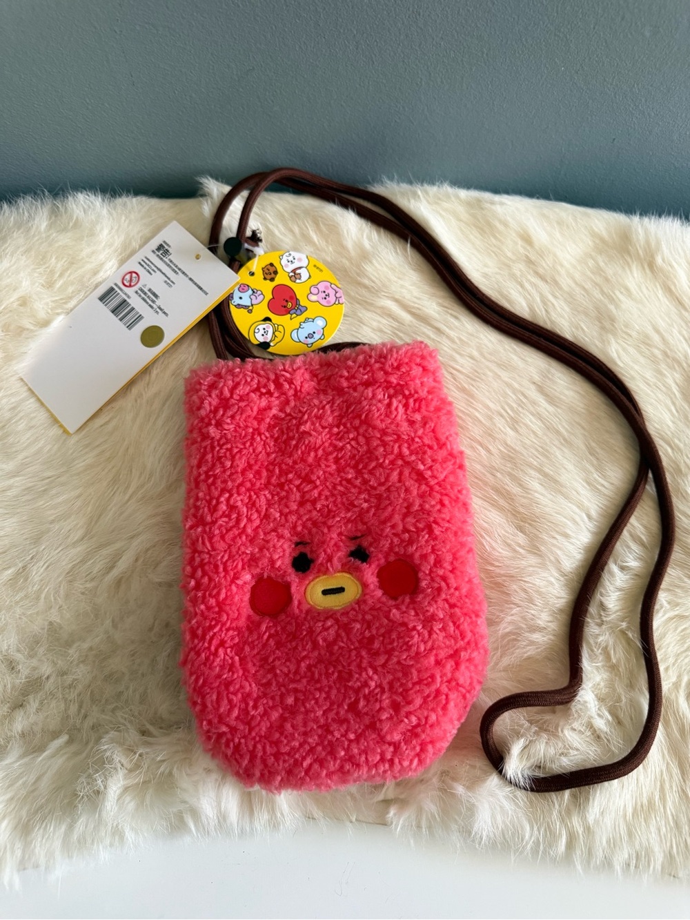 BT21 Line Friends Tata Baby Boucle Cell Phone Crossbody Bag